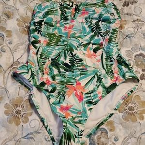 Old Navy One Piece Swimsuit